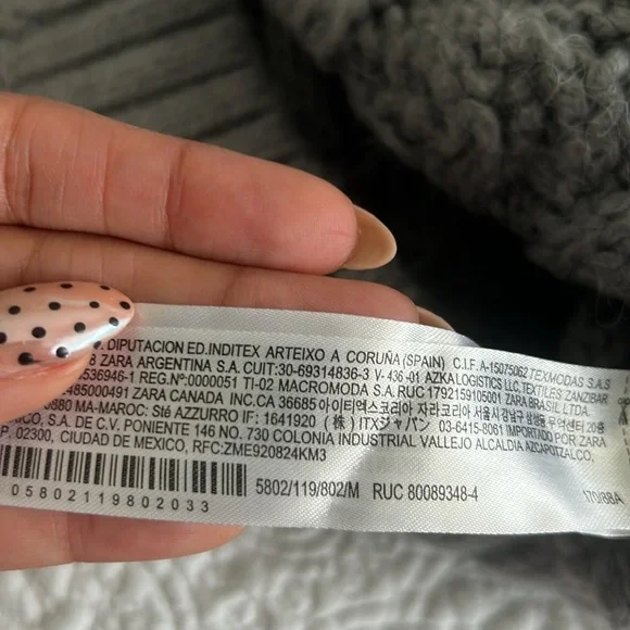 Zara Charcoal Gray Braided Cable Knit Sleeveless Crewneck Sweater Vest - Picture 8 of 8